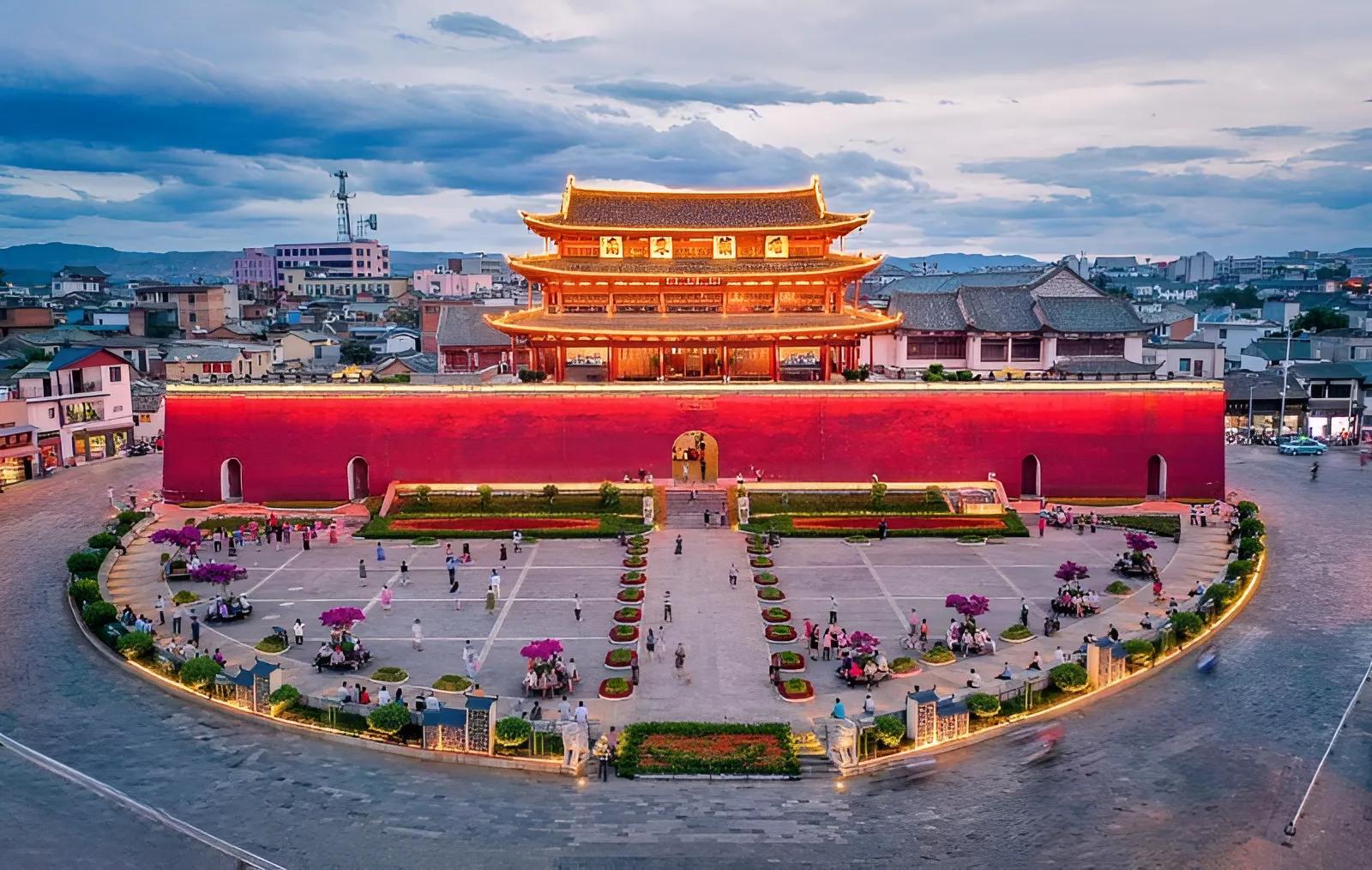 KHÁM PHÁ CHÂU HỒNG HÀ TRUNG QUỐC 4 NGÀY 3 ĐÊM HÀ NỘI -HÀ KHẨU - BÌNH BIÊN - DI LẶC - KIẾN THỦY - MÔNG TỰ GIÁ RẺ NHẤT 2025 