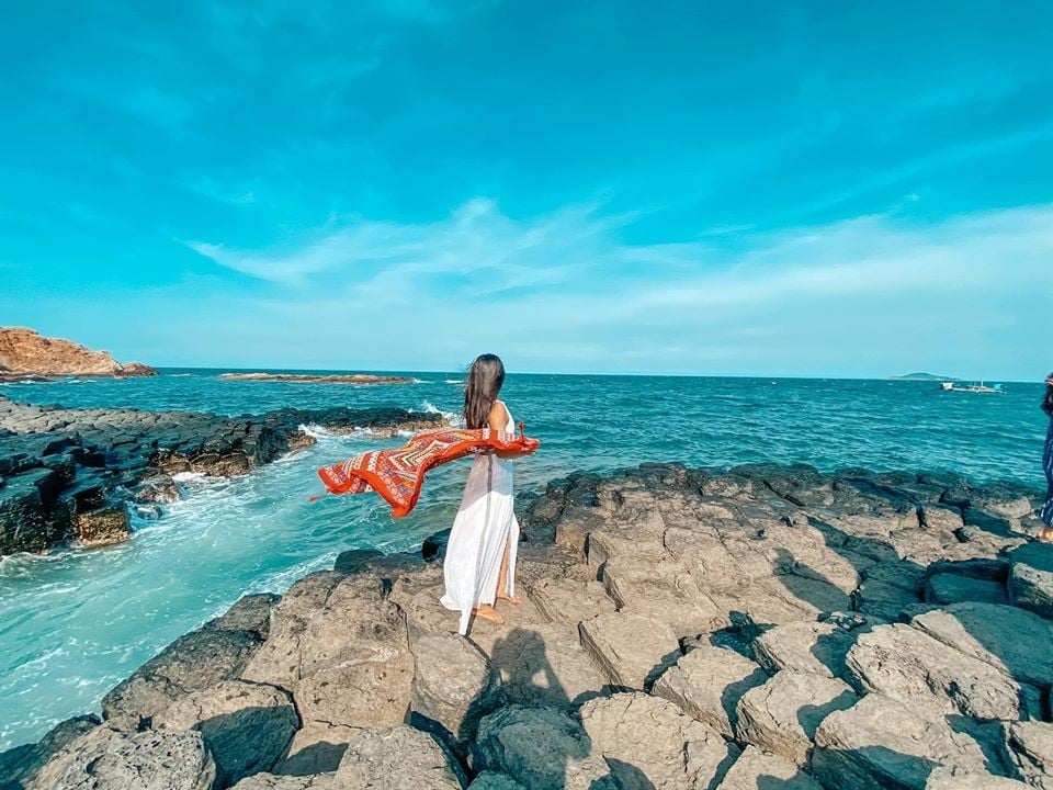 DU LỊCH BIỂN MIỀN TRUNG MÙA HÈ NÊN ĐI ĐÂU GỢI Ý TOUR QUY NHƠN – PHÚ YÊN 3 NGÀY 2 ĐÊM KHỞI HÀNH TỪ HÀ NỘI TP HCM CHỦ NHẬT HÀNG TUẦN TOUR GIÁ RẺ ĐẶT LIỀN TAY NHẬN NHIỀU KHUYẾN MÃI (SUMMIT TRAVEL)